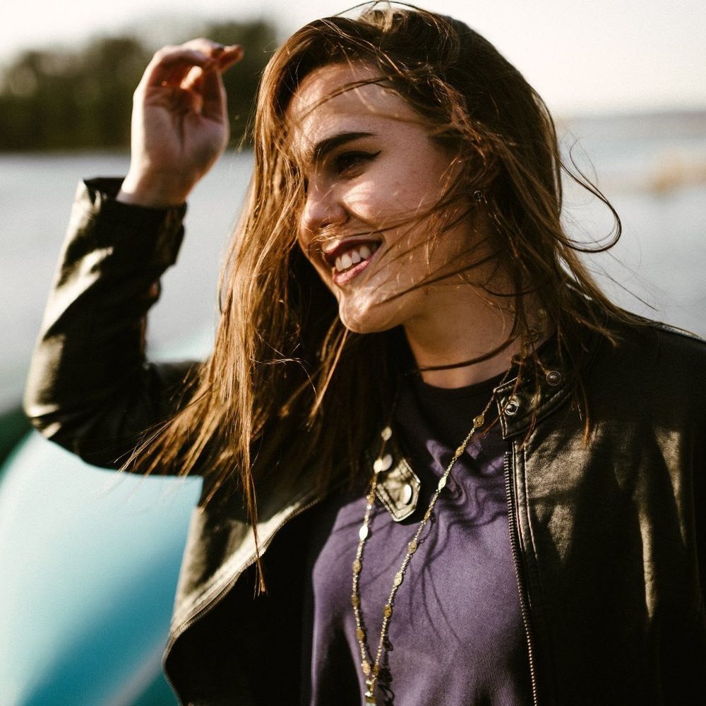 Meet your Posher, Adrienne